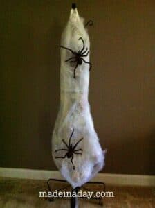 Spider Victim Egg 1 Spider Victim Egg