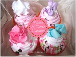 Baby Blanket & Onesie Cupcakes!