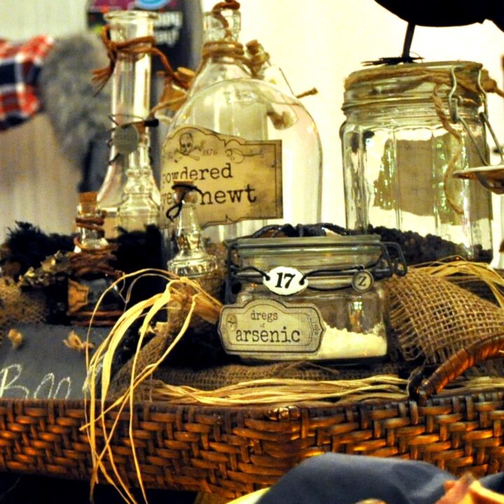 Image for Deadly Witches Brew Pick Your Potion Centerpiece