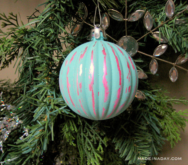 Shabby Chalk Paint Ornaments