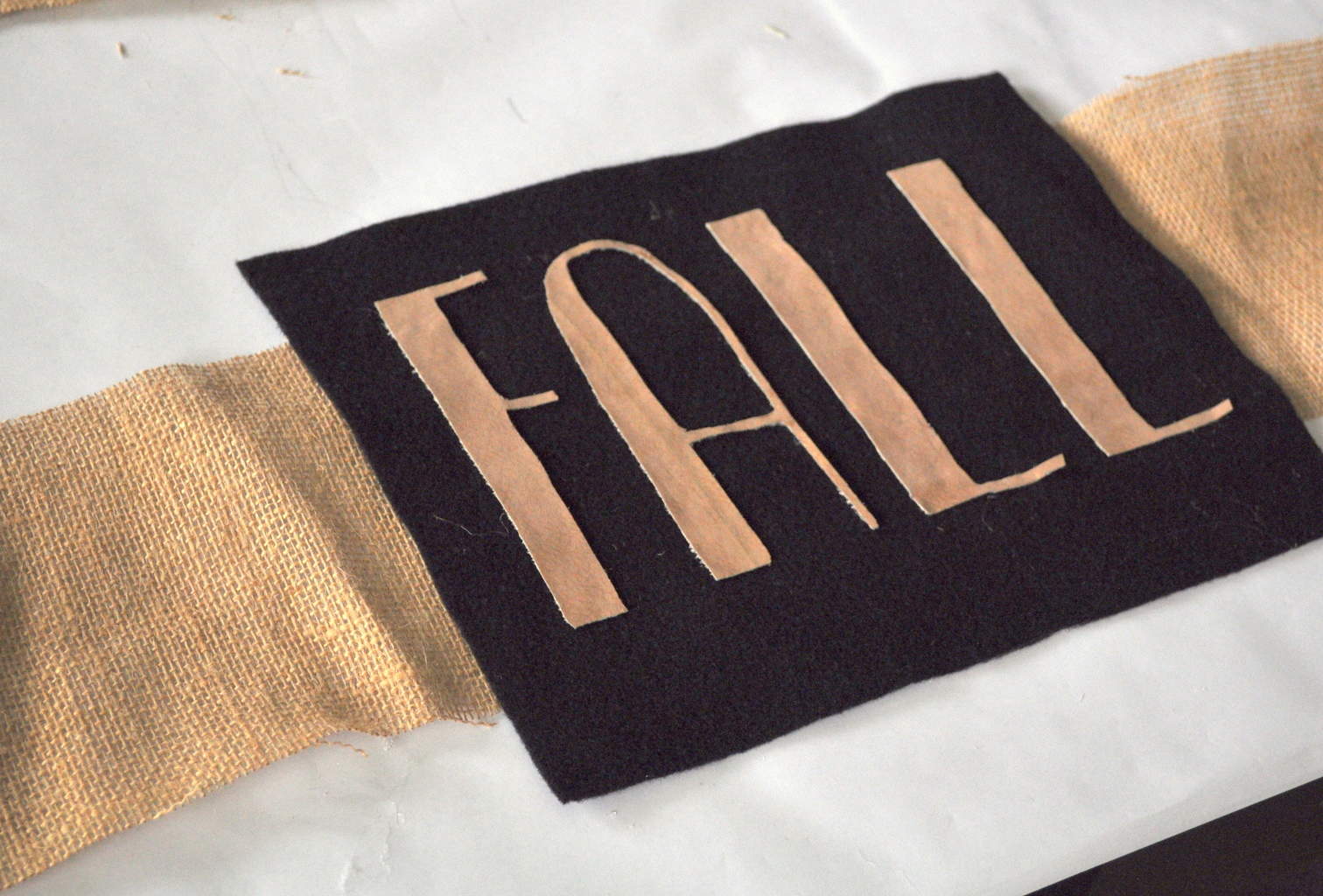 DIY Fall Pillow Wrap - Kunin Felt