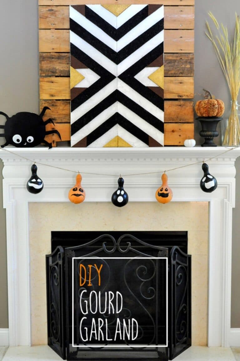 Irresistible Halloween Gourd Garland