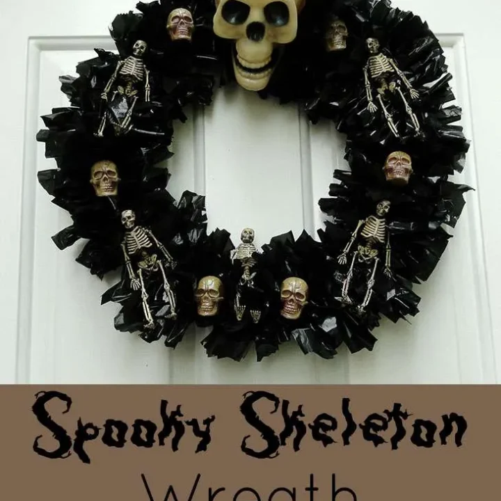 Image for Spooky Skeleton Wreath
