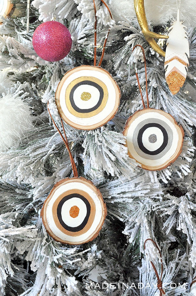 https://madeinaday.com/wp-content/uploads/2017/11/Boho-Wood-Slice-Bullseye-Ornament.jpg