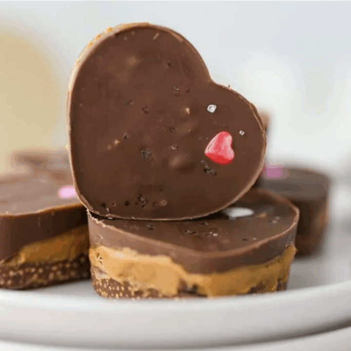 Image for Viral Date Bark Recipe: Healthy No-Bake Valentine’s Day Treats