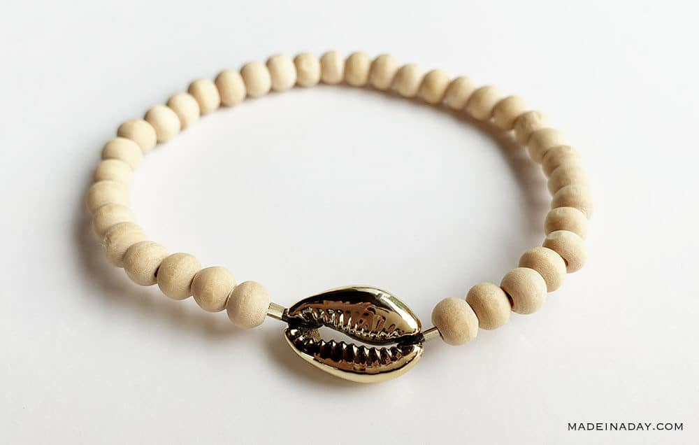 Cowrie Shell Bracelets 6 Different Styles Choose From Natural Gold Bla –  Made4Walkin