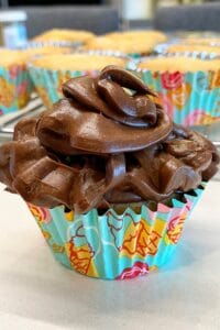 Simple Keto Yellow Cake Cupcakes