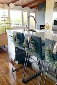 Creating Simple Scandinavian Style Holiday Decor