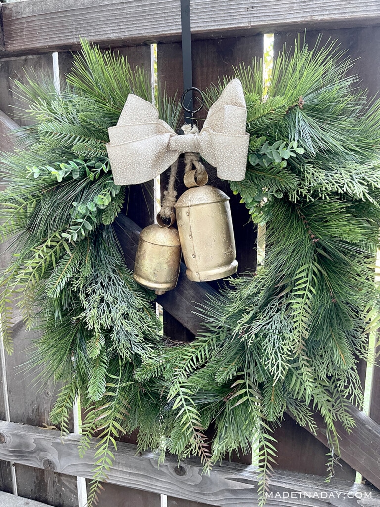 Green Wreath Bell - Small - TREND-ON-LINE