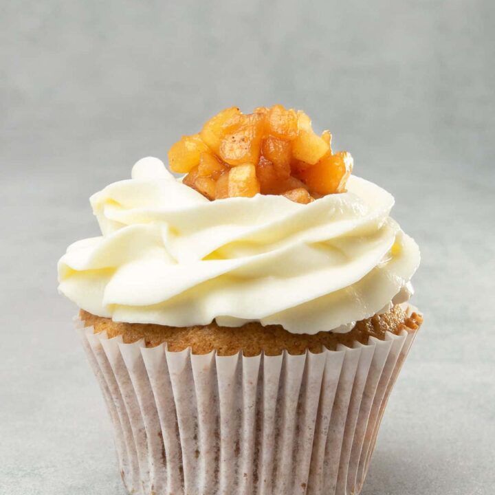 Image for EASY Apple Pie Cupcakes