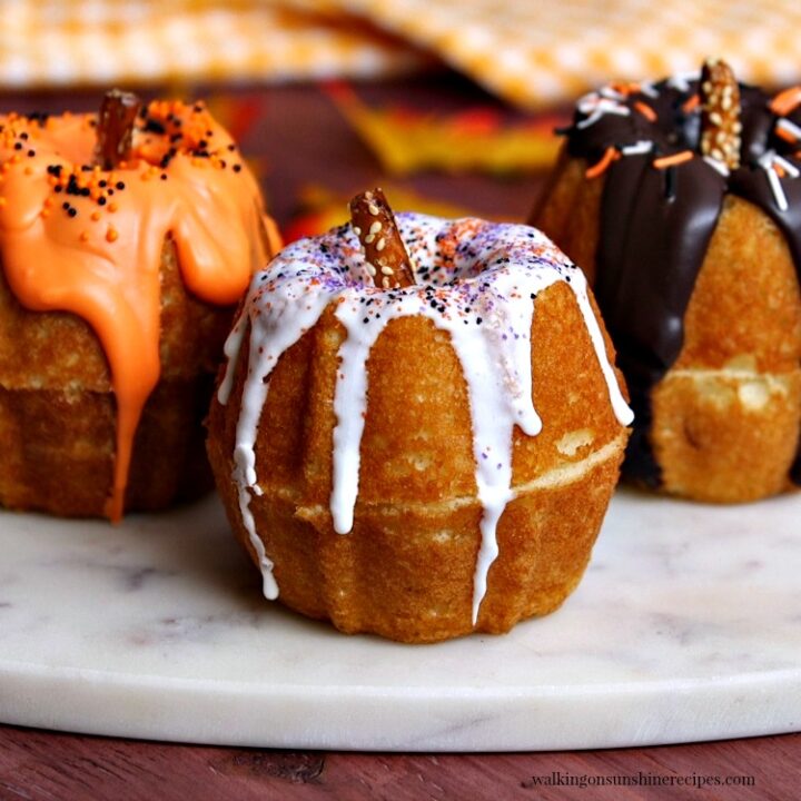 Image for Mini Pumpkin Bundt Cakes