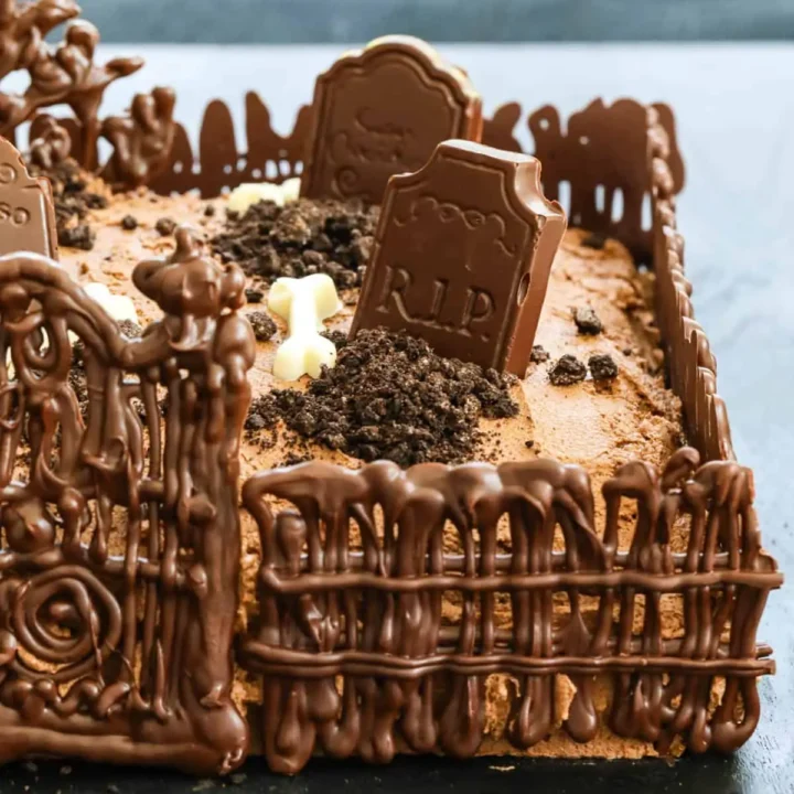 Image for Halloween Graveyard Cake