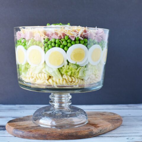 Image for Grandmas 7 Layer Salad: With Chopped Ham and Peas