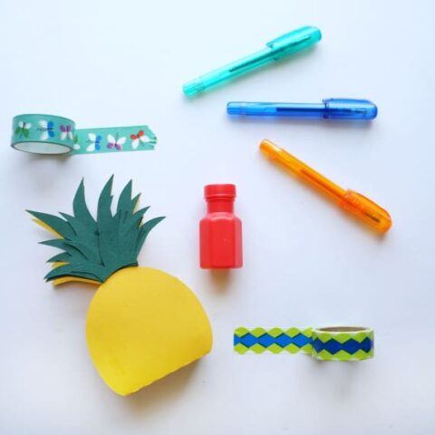 Image for Pineapple Gift Box With Summer Goodies