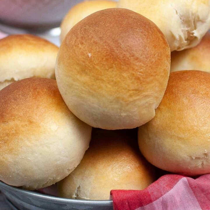 Image for Easy Copycat Texas Roadhouse Rolls Recipe
