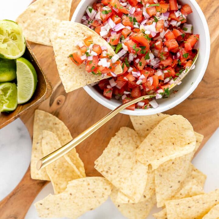 Image for Fresh Tomato Salsa {Chipotle Copycat}