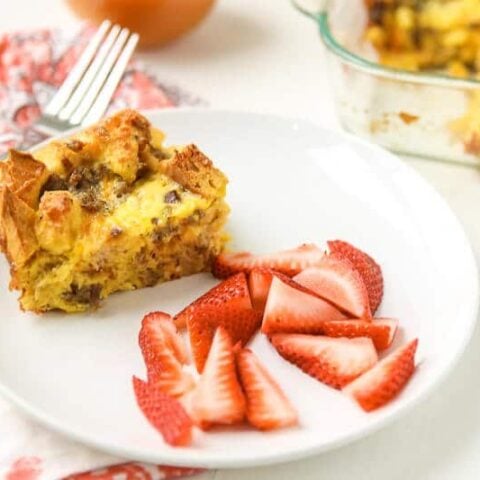 Image for Easy Sausage and Egg Breakfast Casserole with Bread Cubes