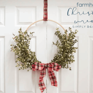 Image for How to make a Farmhouse Christmas Wreath
