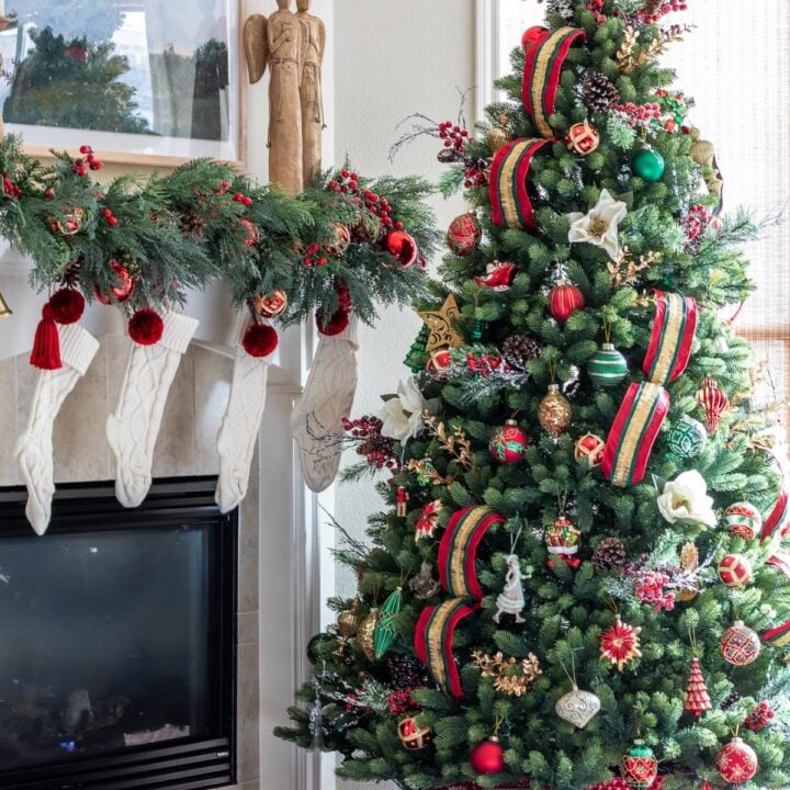 Image for How to Decorate a Christmas Tree