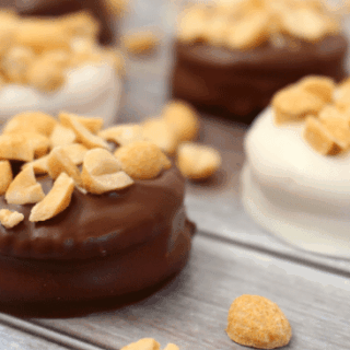 Image for Chocolate Dipped Ritz Cracker Cookies