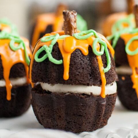 Image for Pumpkin Shaped Mini Bundt Cakes