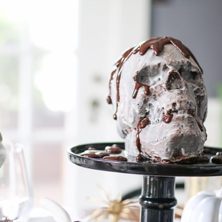 Image for Chocolate Skull Cake