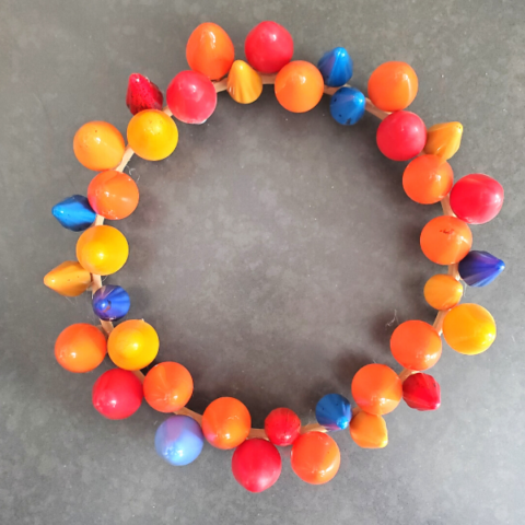 Image for How to Make a Christmas Light Wreath with Vintage Bulbs