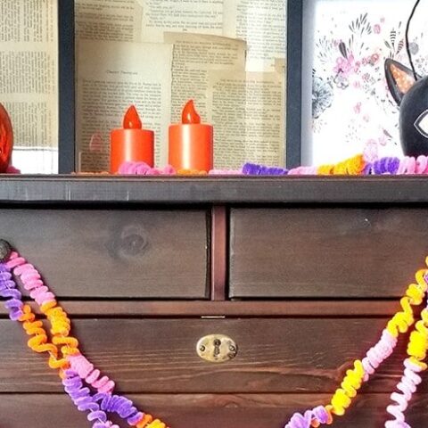 Image for Crazy Easy DIY Garlands for Halloween #JPHalloween