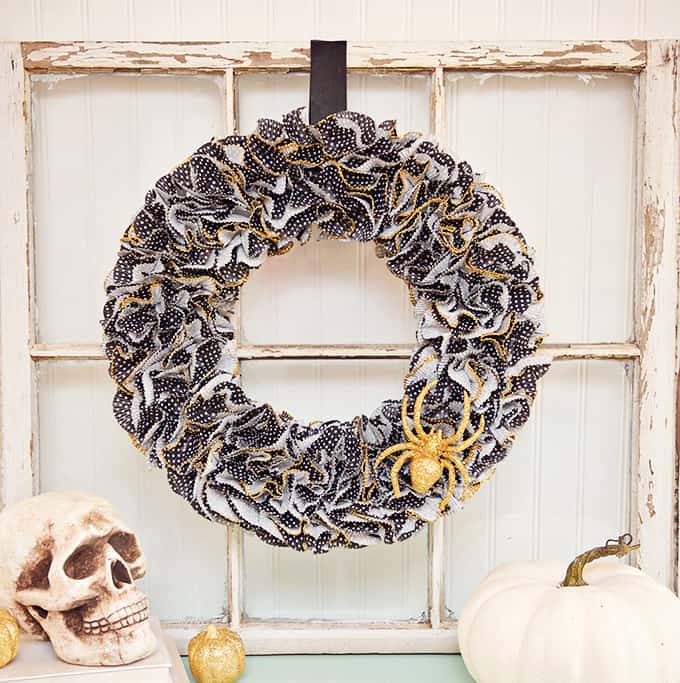 Image for Stunning DIY Halloween Wreath in Four Steps