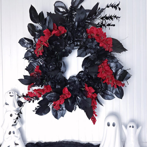 Image for How to Spray Paint a Wreath – Halloween Wreath