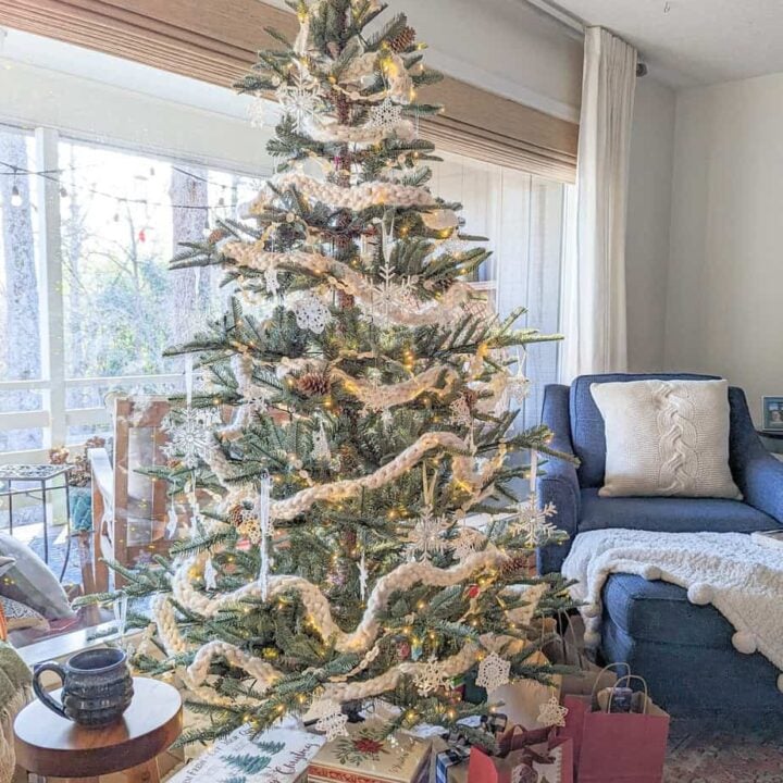 Image for King of Christmas Review of our Pre Lit King Noble Regular and Flocked Trees