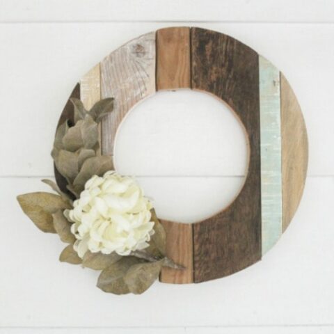 Image for How to make a reclaimed wood wreath