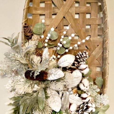 Image for How To Make A Beautiful Tobacco Basket Christmas Wreath