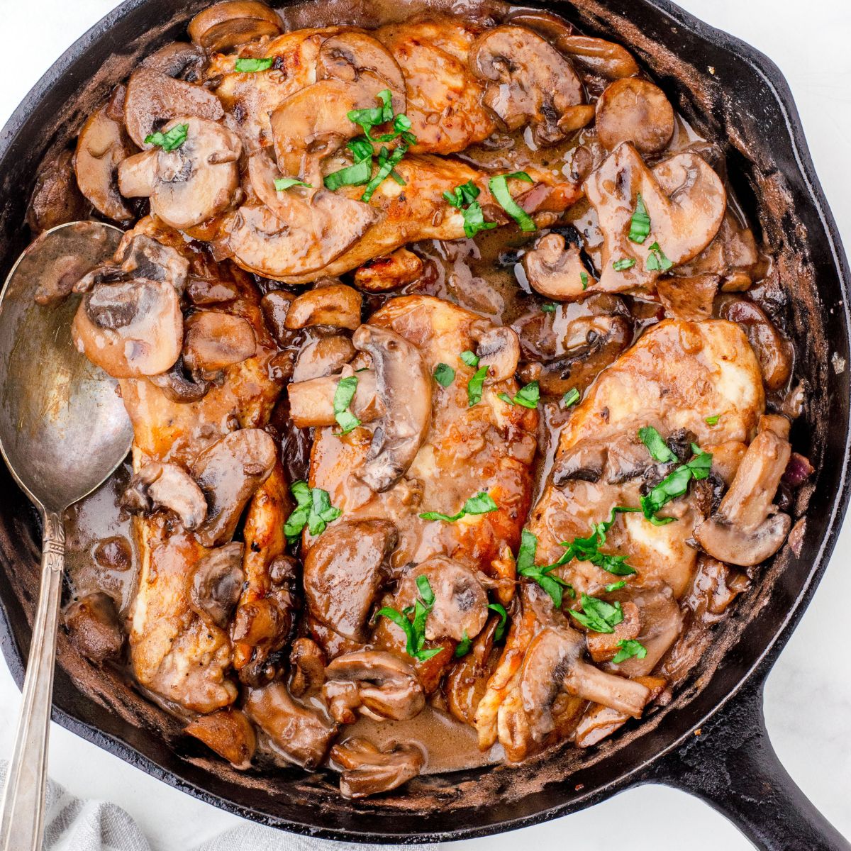 Image for Chicken Marsala in Wine – A Rich, Flavorful Stovetop Dinner